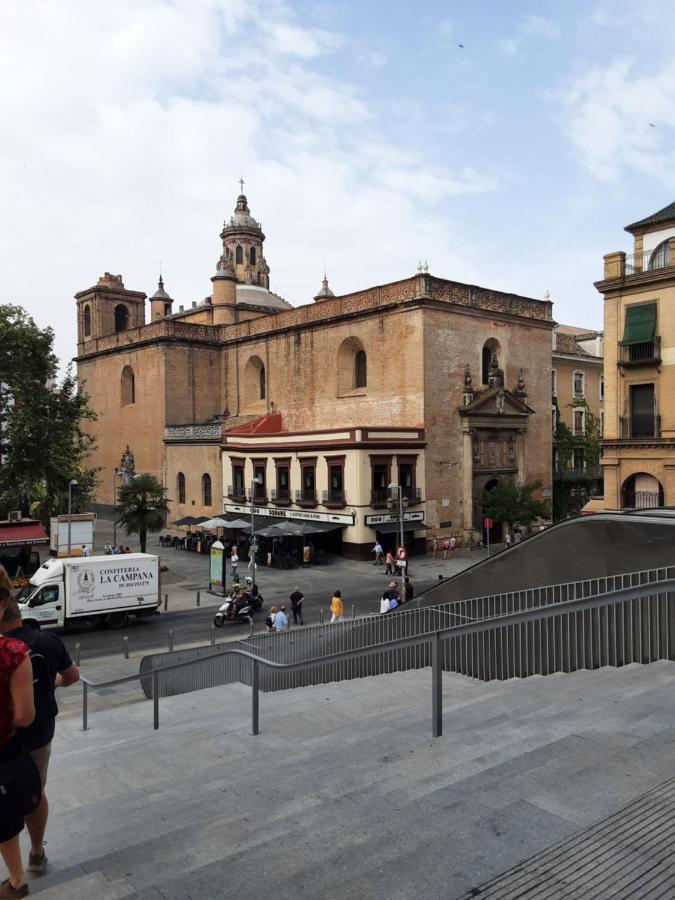 La Cabana Apartment Seville Exterior photo